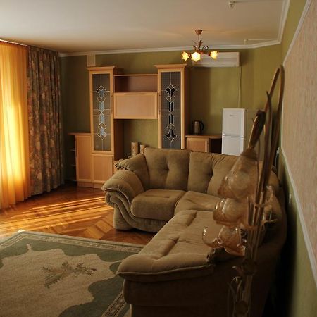 Hotel Ukraine Житомир Экстерьер фото