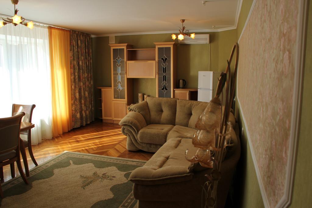 Hotel Ukraine Житомир Экстерьер фото